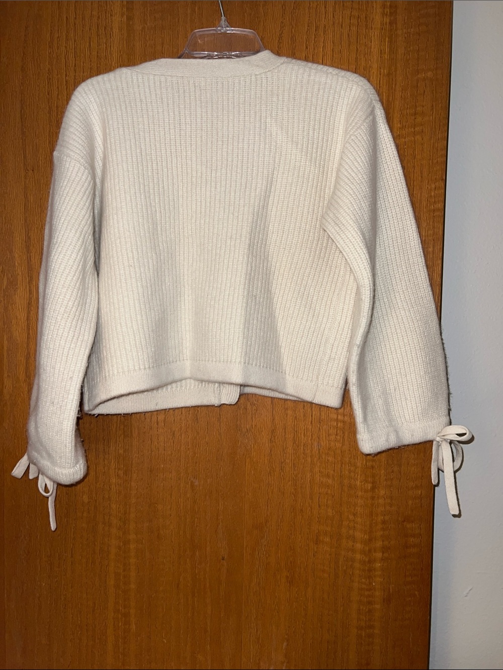 Tabula Rasa Ivory Ribbed V-Neck Cropped Cardigan - Picture 5 of 6